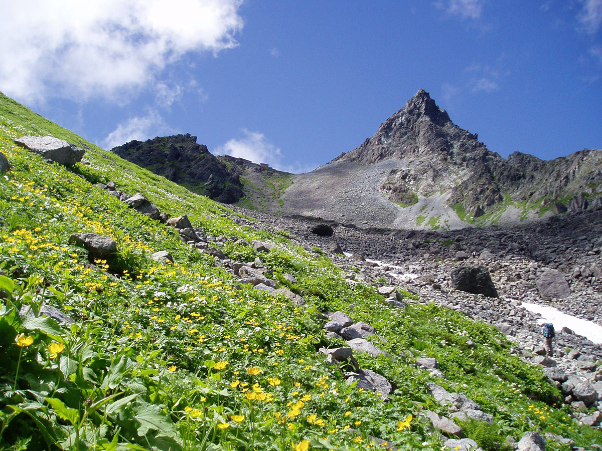 yarigatake mountain