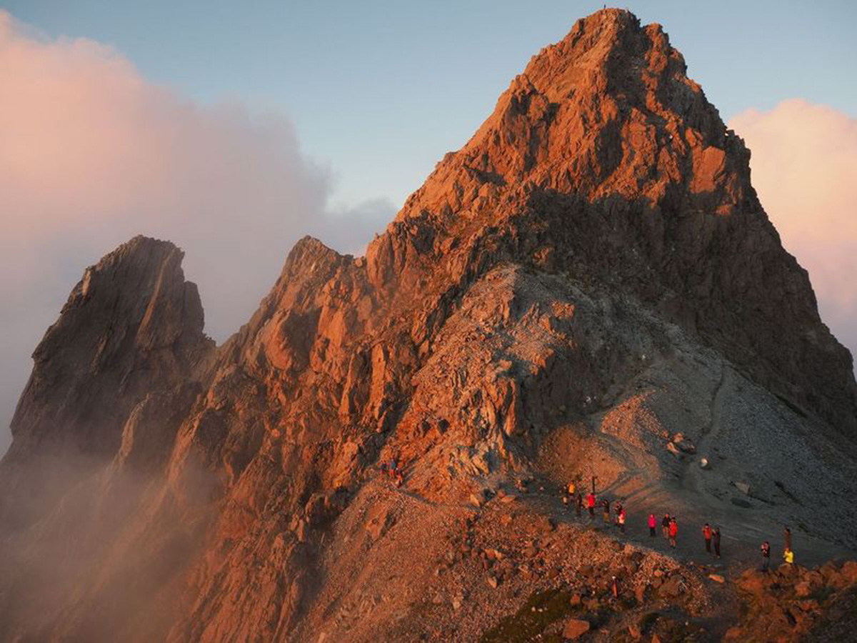 yarigatake mountain