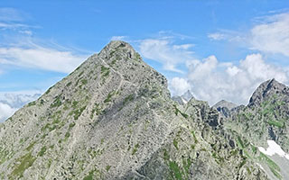 涸沢岳