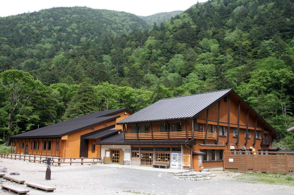 横尾山荘